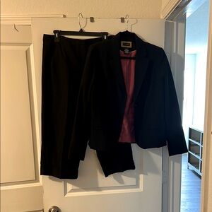 Calvin Klein Black and Red Suit Set